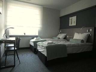 Отель So Stay Hotel Гданьск Стандартный двухместный номер с 1 кроватью или 2 отдельными кроватями-4